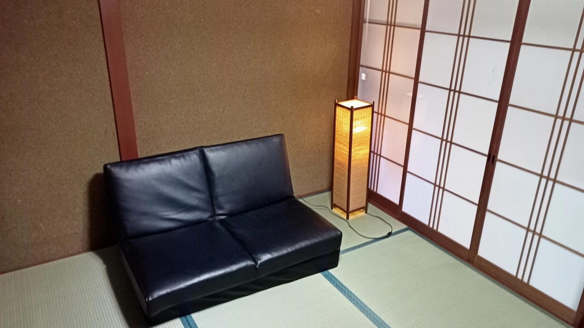 青い海の家 | Blue Sea House | 冬はスキー | 夏はビーチ | 上越の別荘